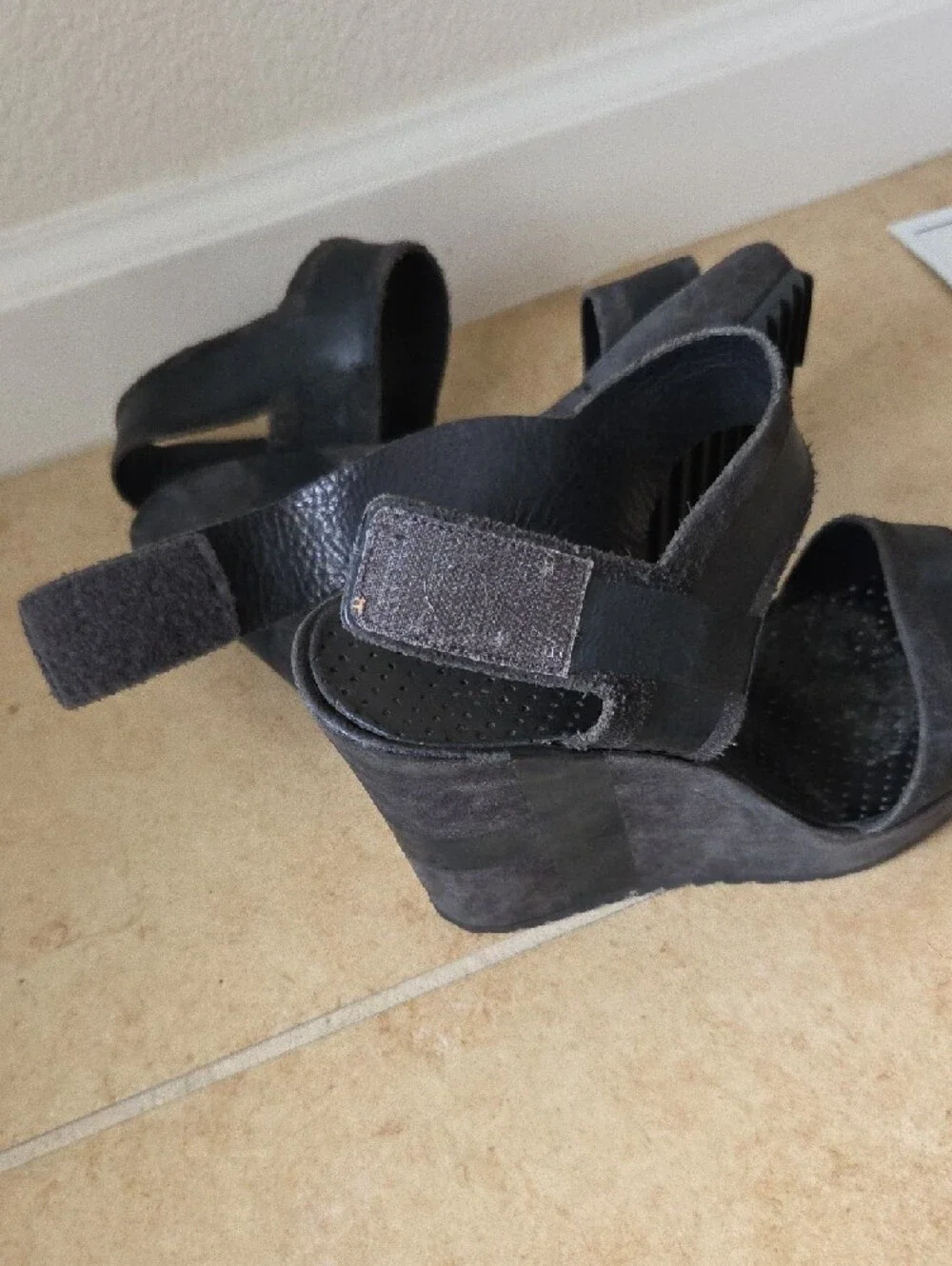 Pedro Garcia Black Leather & Suede Wedge Platform Sandals Velcro 4.5